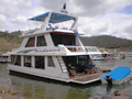 Pandanus Houseboat - exterior